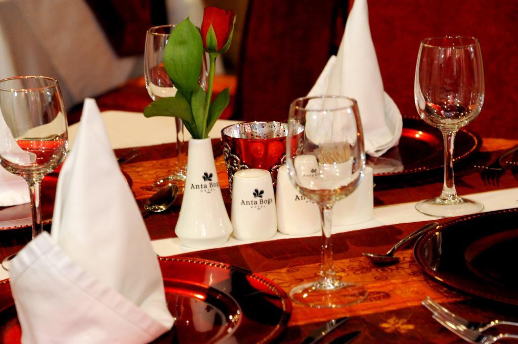 Anta Boga Hotel Bloemfontein Extérieur photo